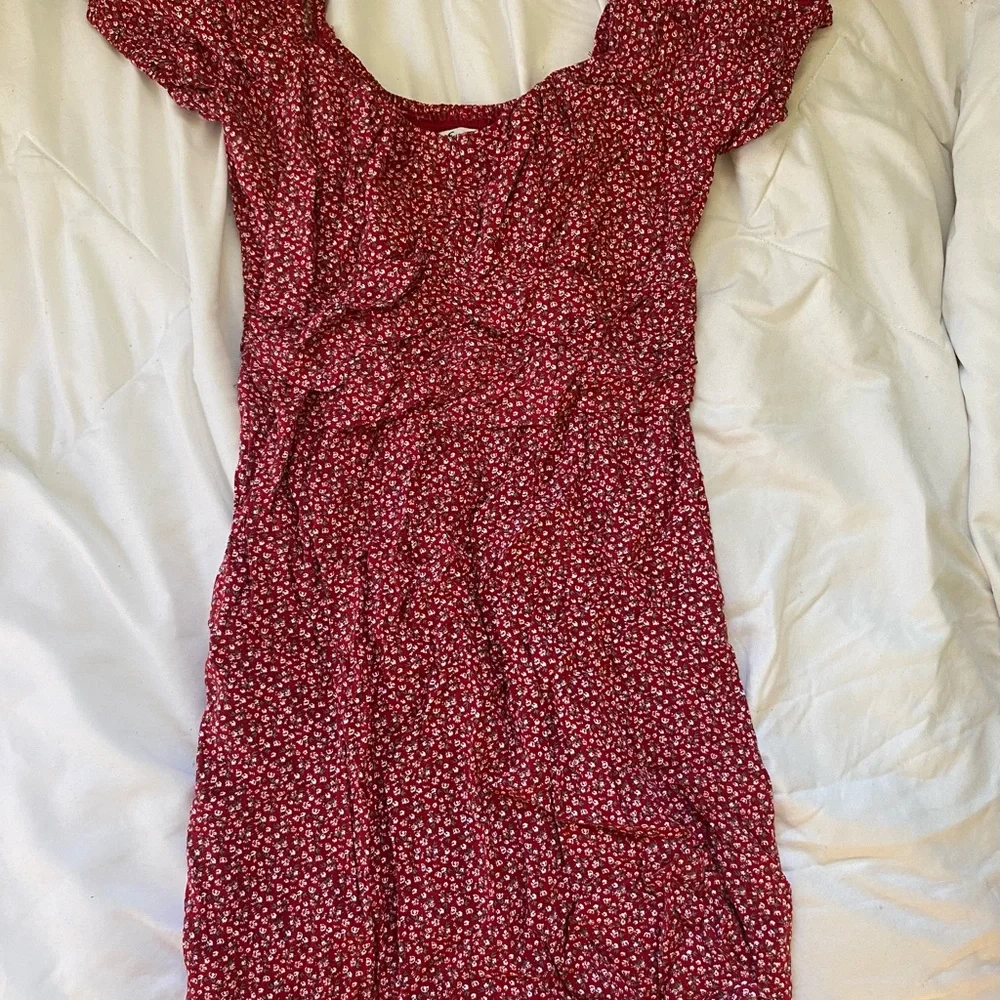 Hollister Red Mini Sundress with Flutter Sleeves - Picture 1 of 2